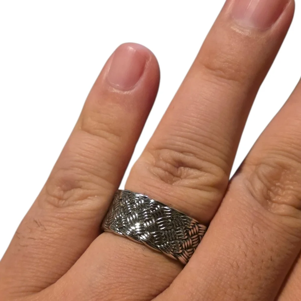 New Stainless Steel Woven Pattern Ring Size 11